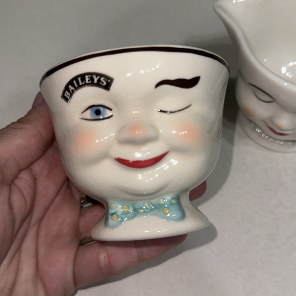 Vintage Baileys Irish Cream Limited Edition 1996 Yum Creamer and Sugar Bowl Set - Picture 3 of 8